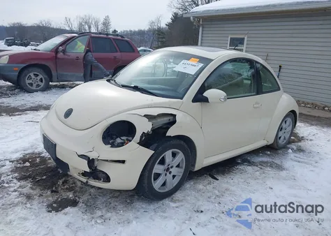 2007 Volkswagen New Beetle 2.5 from USA, damaged, VIN 3VWRW31C67M519171